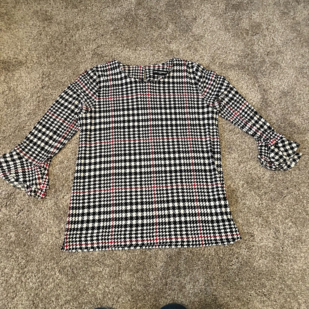 Karl Lagerfeld Stitch Fix Top Size Medium Like New